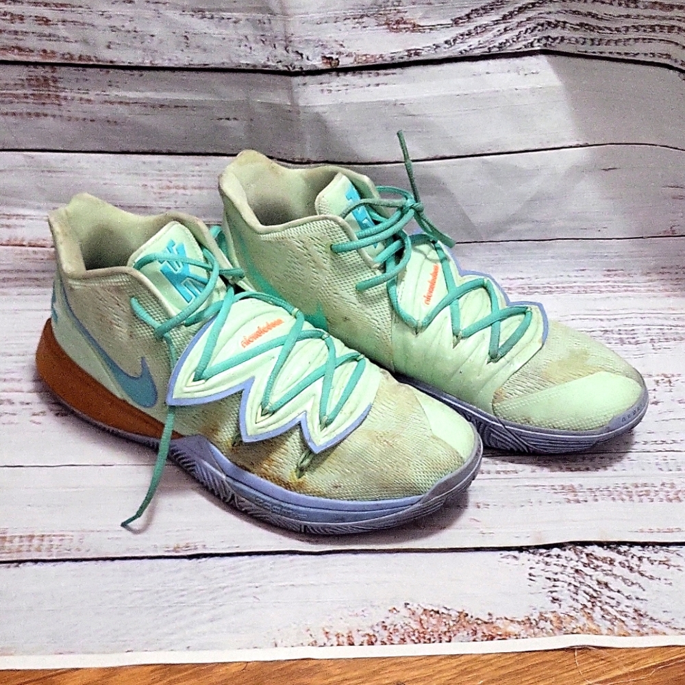 Nike Kylie 5 squidwards size13